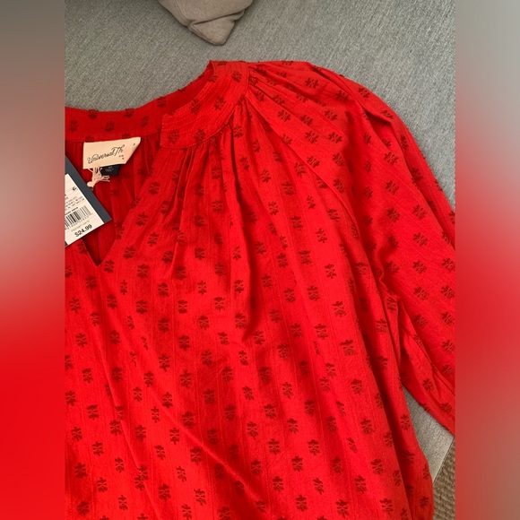 NWT Universal Thread Blouse - Picture 5 of 6